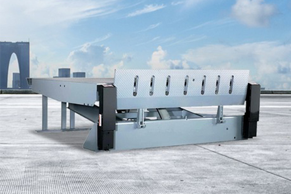 Safety / Anti-Fall Dock Leveler