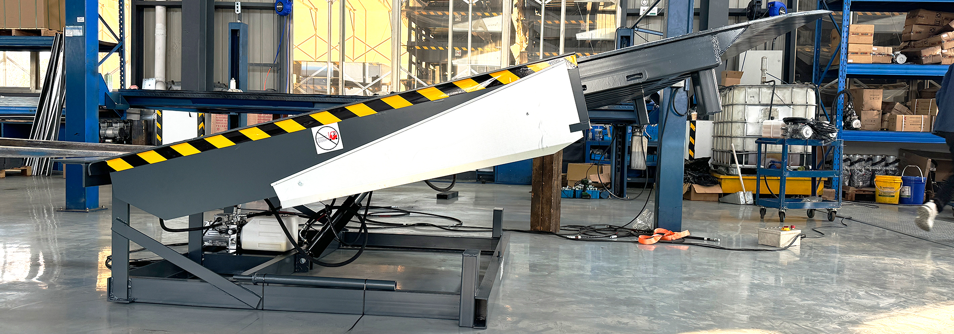 telescopic-dock-leveler.jpg