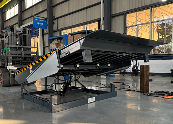 Telescopic Dock Leveler